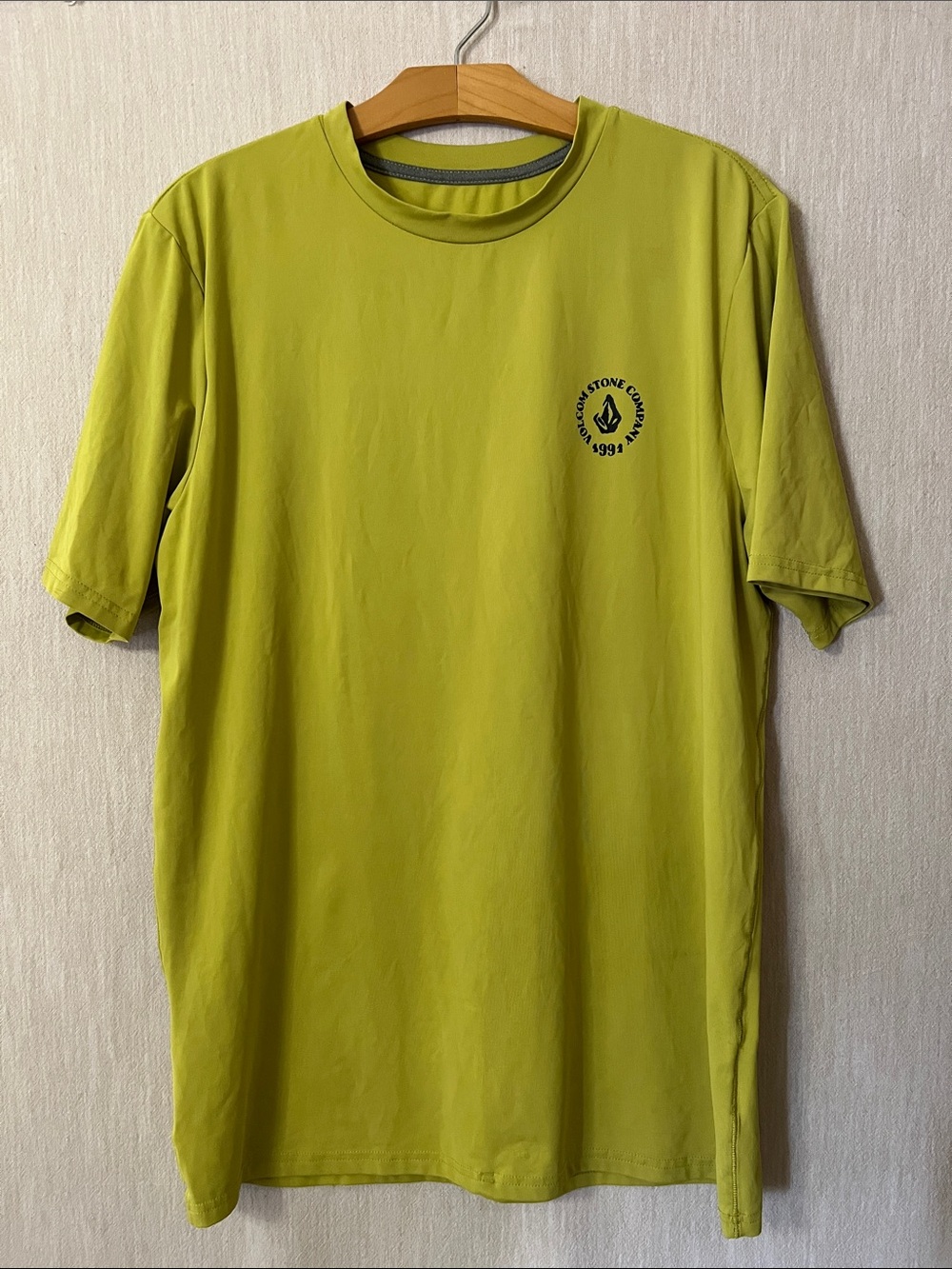 Men’s Volcom Anti-UV Rashguard